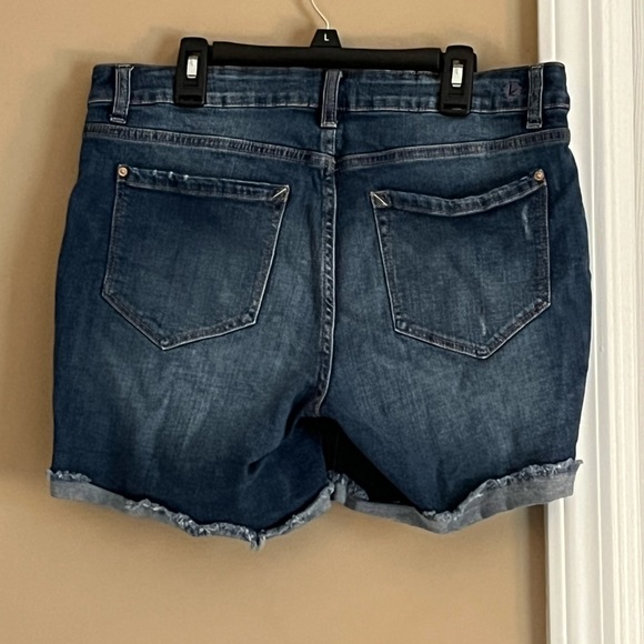 Kensie Distressed Cuffed Blue Denim Shorts - Picture 4 of 4